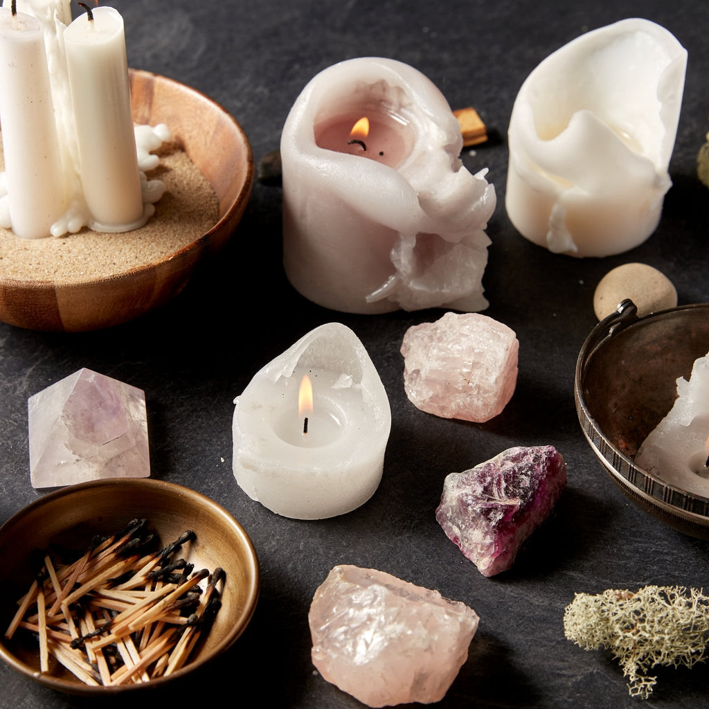 Manifesting Magic: Setting Intentions with the Power of Crystals